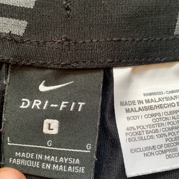 Nike basketball shorts - Picture 3 of 5